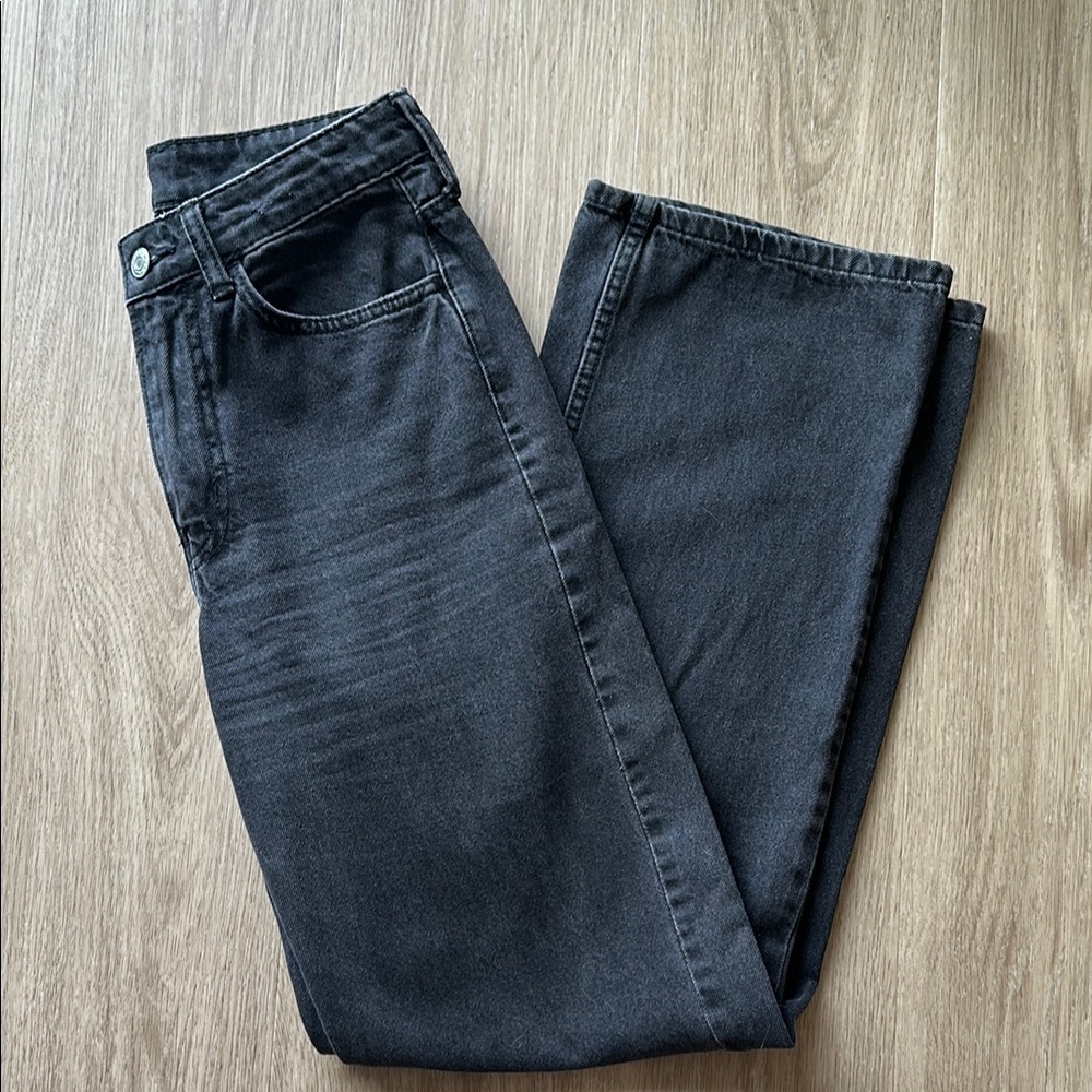 H&M Ultra High Waist Coupe Large Wide Leg Jeans in Black / Grey